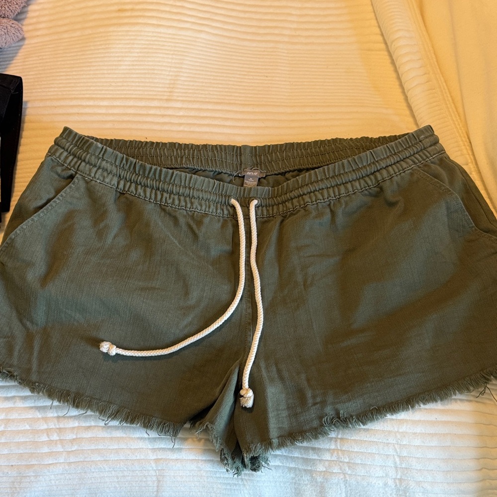 Aerie Olive Drawstring Women's Cargo Shorts